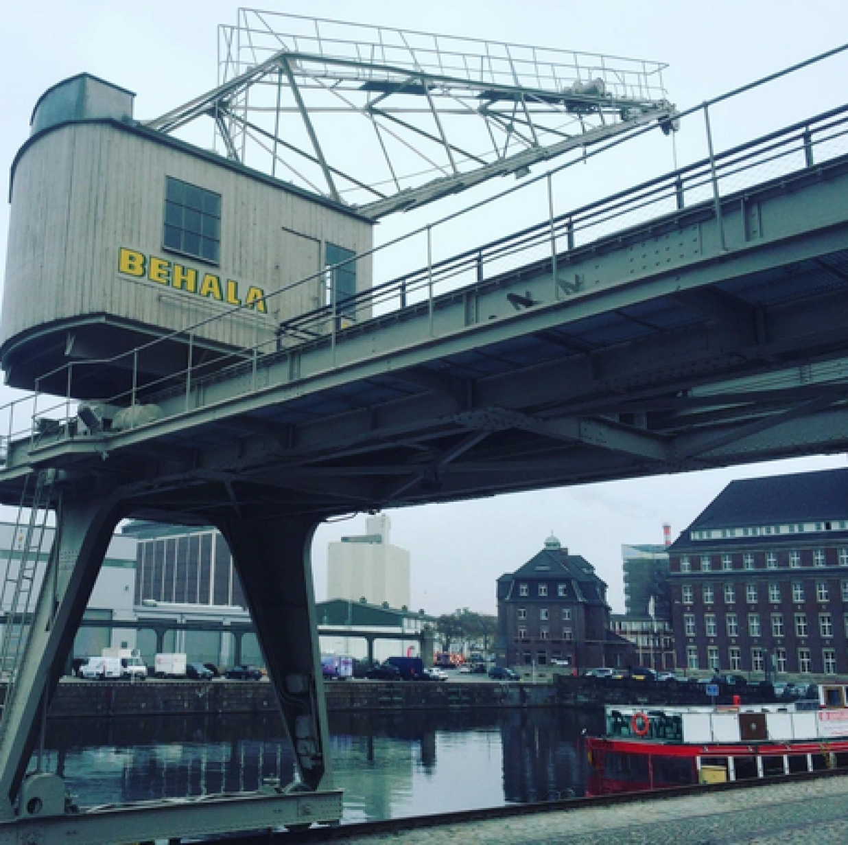 Hafenkran auf dem Gel&auml;nde des Berliner Westhafen. | © Kerstin Wiehe, kultkom