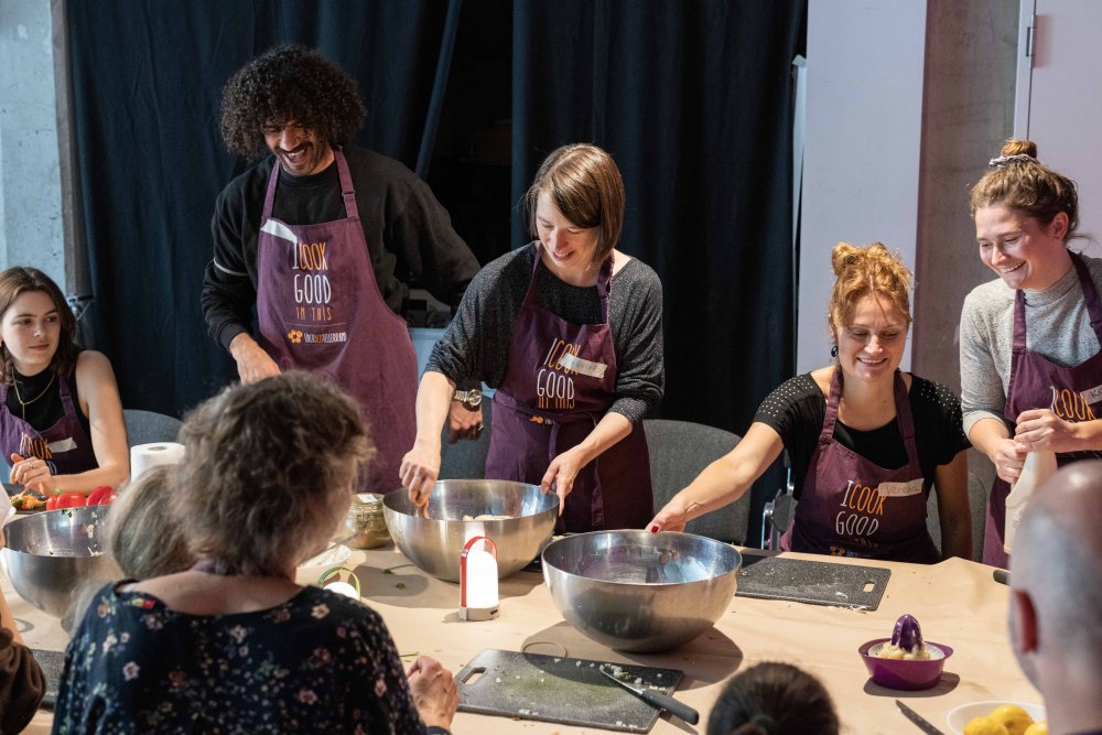 Begegnungsworkshop: &Uuml;ber den Tellerrand kochen | © Christian Vagt